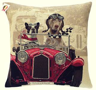 Coussin en tapisserie – Chiens voiture –