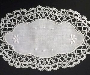 Napperon D759 - 15 x 25 cm blanc